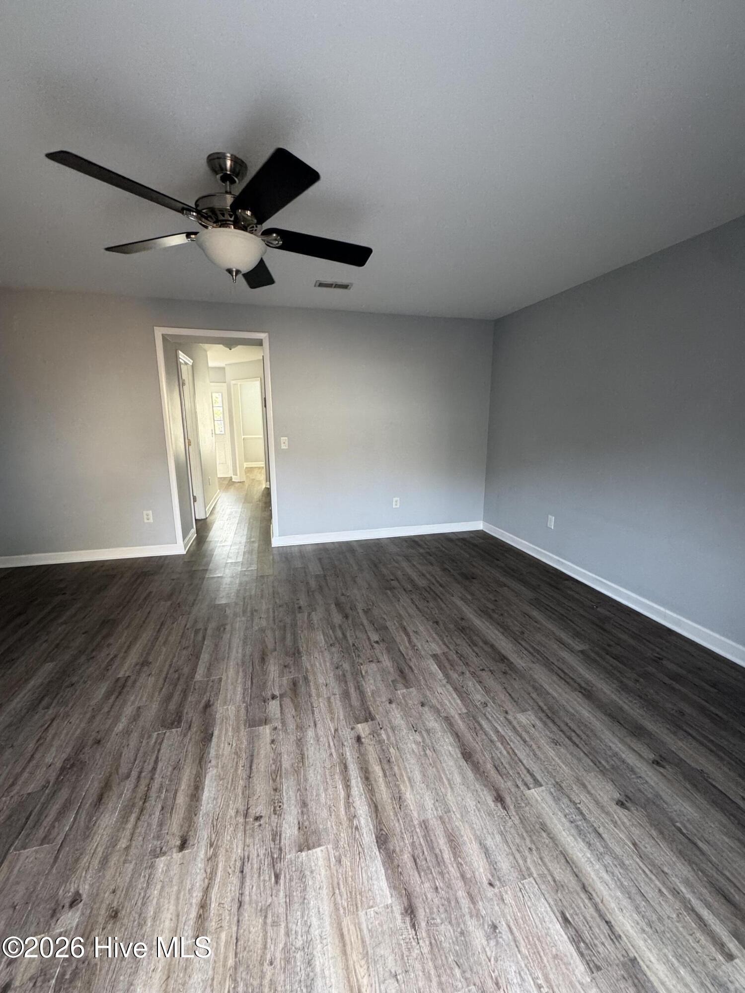 1864 Quail Ridge Road, Unit O Greenville, NC 27858 - Photo 7 of 20 Living Room View 3