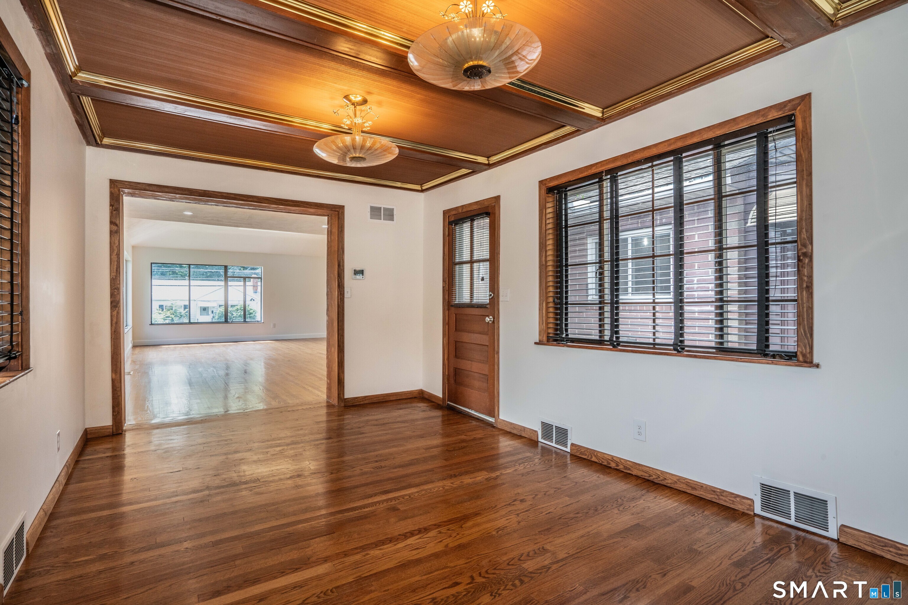 144 Haynes Road West Hartford, CT 06117 - Photo 10 of 32 Gallery Image 10