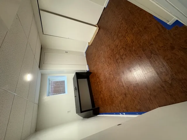 $1,200 | 2230 North Mulligan Avenue, Unit B, Chicago, IL 60639