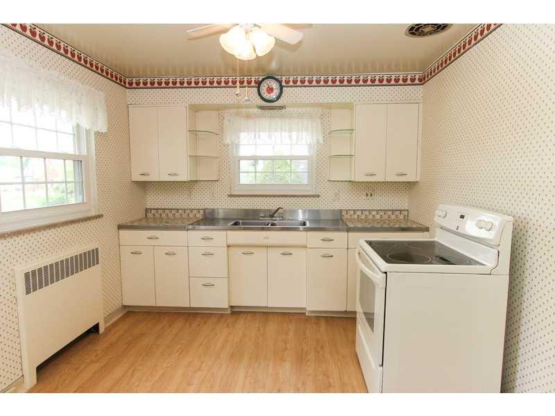 1175 Ridge Road Ambridge, PA 15003 - Photo 2 of 16 Kitchen.