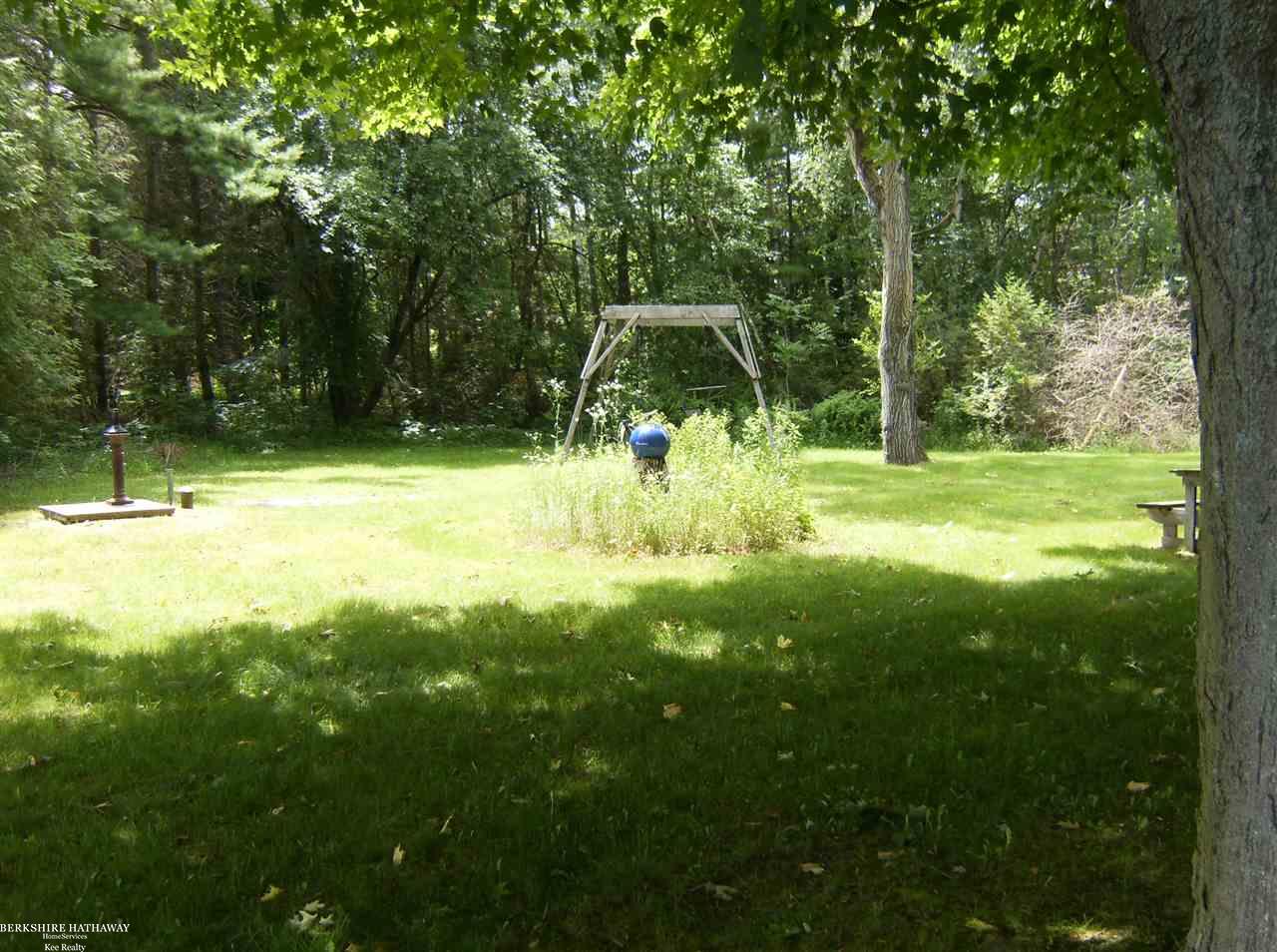 4901 Lakeshore Road Lexington, MI 48450 - Photo 2 of 18