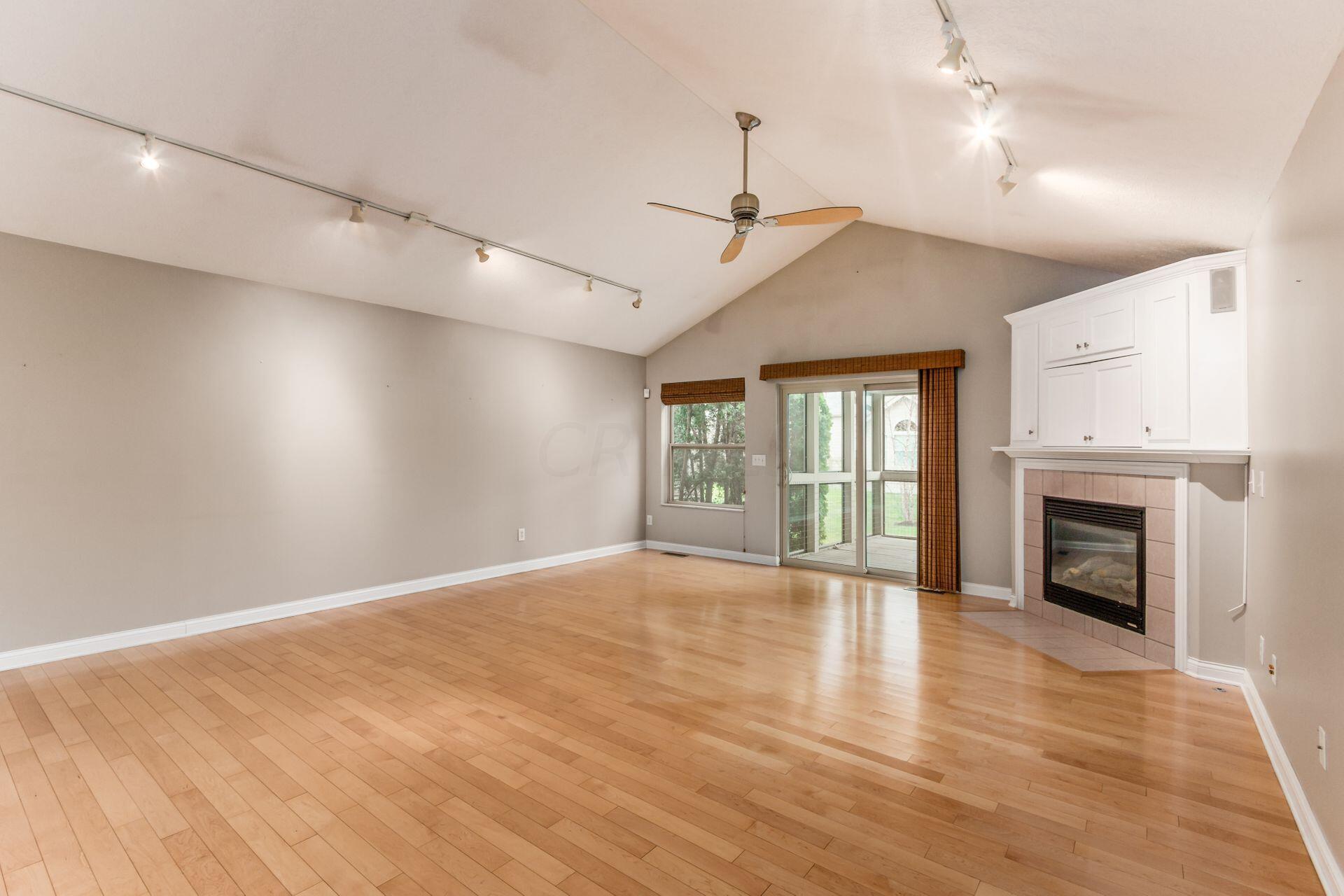 4896 Rays Circle Dublin, OH 43016 - Photo 11 of 45 Cathedral Ceilings