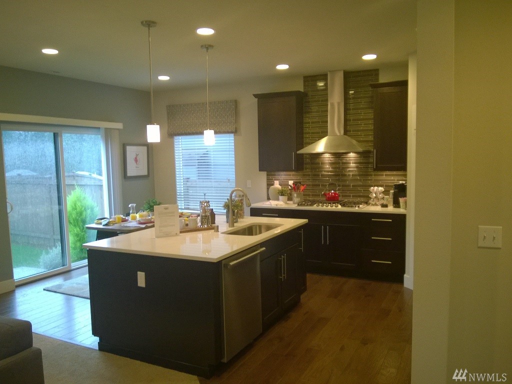 20529 3rd Avenue Southeast Bothell, WA 98012 - Photo 4 of 40