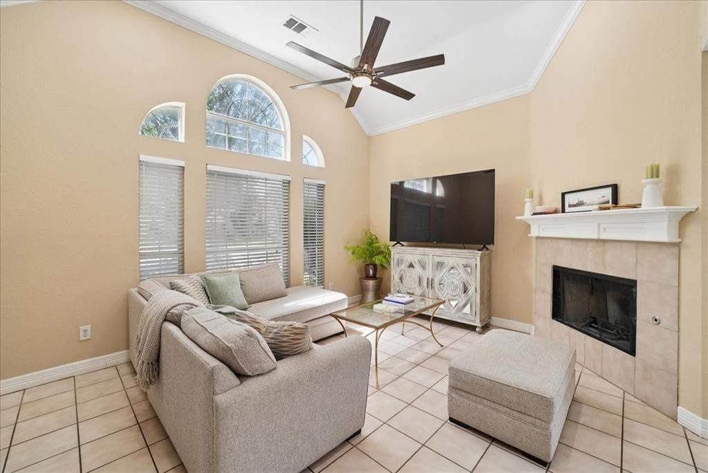 3173 Riverside Drive Carrollton, TX 75007 - Photo 7 of 31