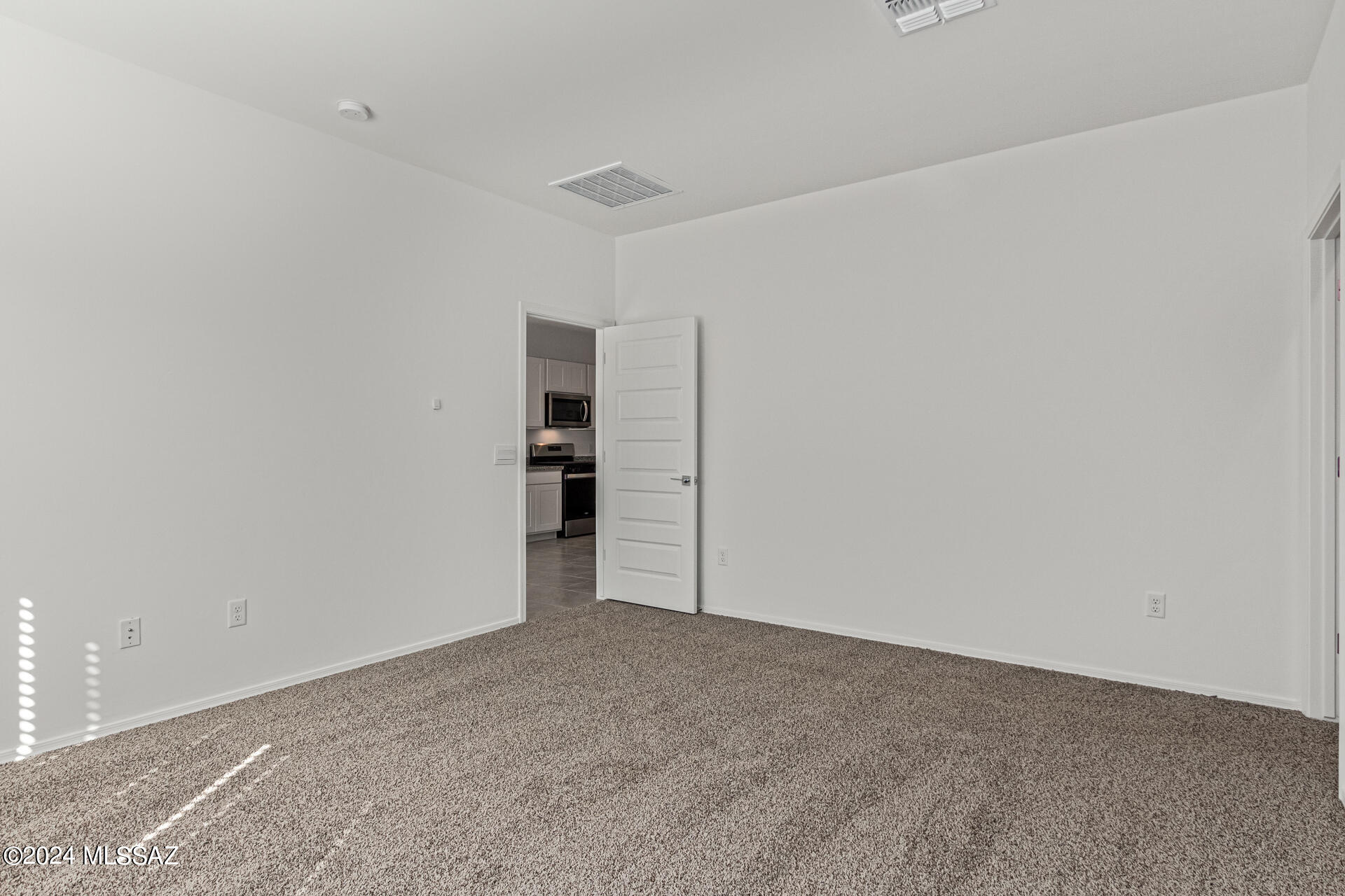 12479 West Barnett Road Marana, AZ 85653 - Photo 16 of 43