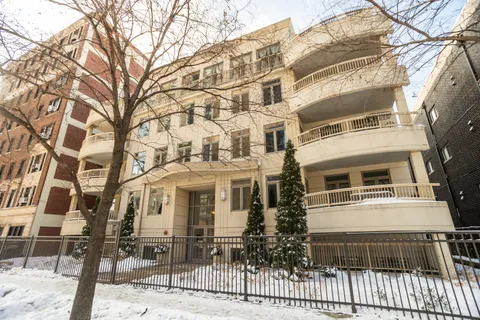 $280,000 | 5230 North Kenmore Avenue, Unit 3C, Chicago, IL 60640