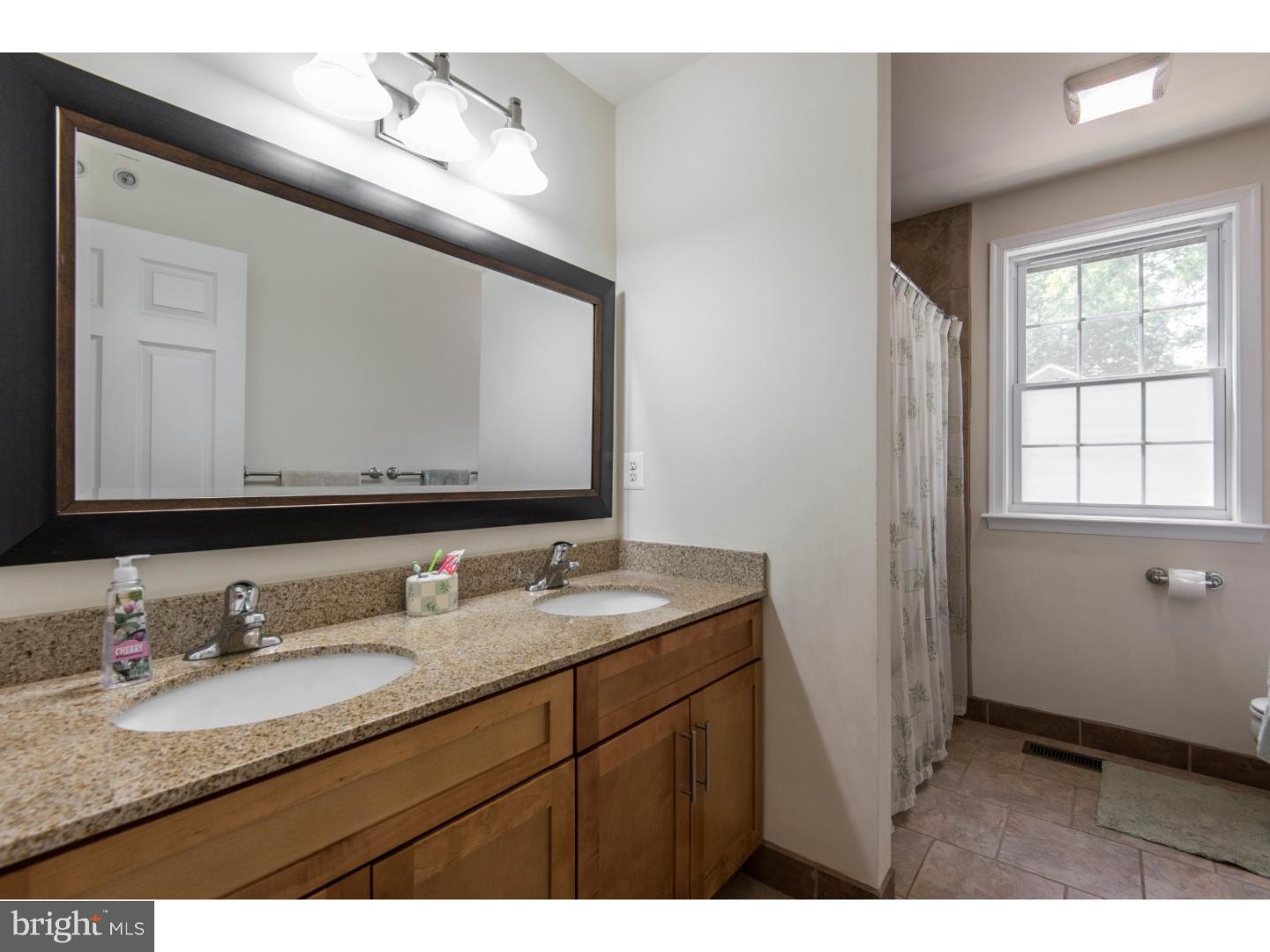 39 Barren Road Newtown Square, PA 19073 - Photo 20 of 25 Bathroom