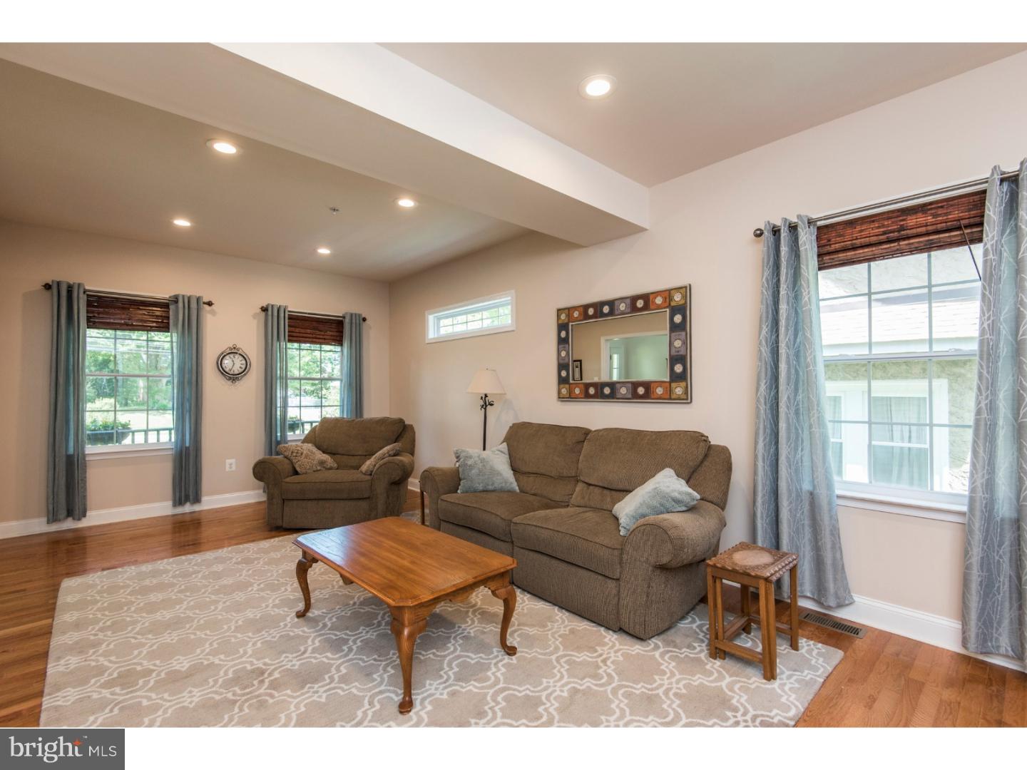 39 Barren Road Newtown Square, PA 19073 - Photo 4 of 25 Family Room
