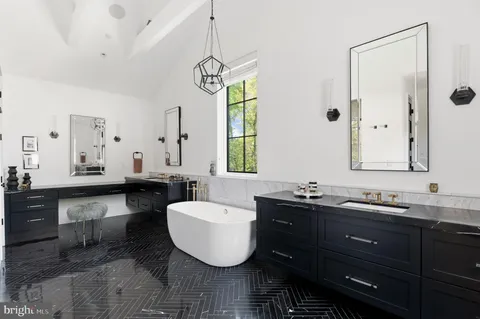 $5,750,000 | 7101 Longwood Drive, Bethesda, MD 20817