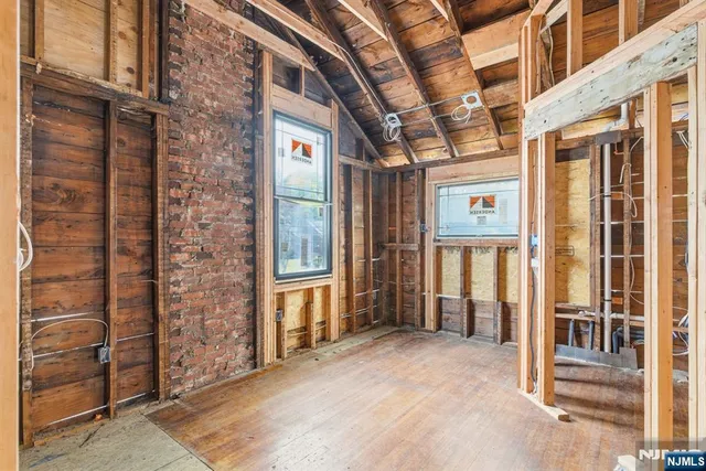 $450,000 | 307 Hillside Avenue, Nutley, NJ 07110