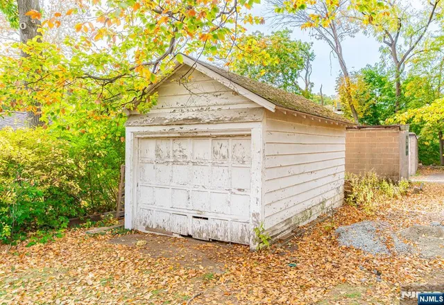 $450,000 | 307 Hillside Avenue, Nutley, NJ 07110