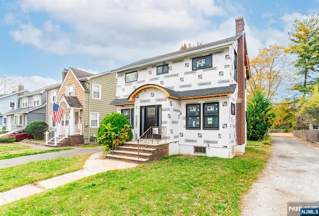 $450,000 | 307 Hillside Avenue, Nutley, NJ 07110