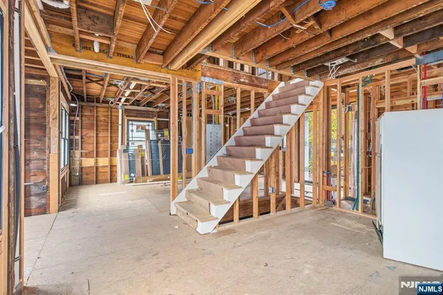 $450,000 | 307 Hillside Avenue, Nutley, NJ 07110