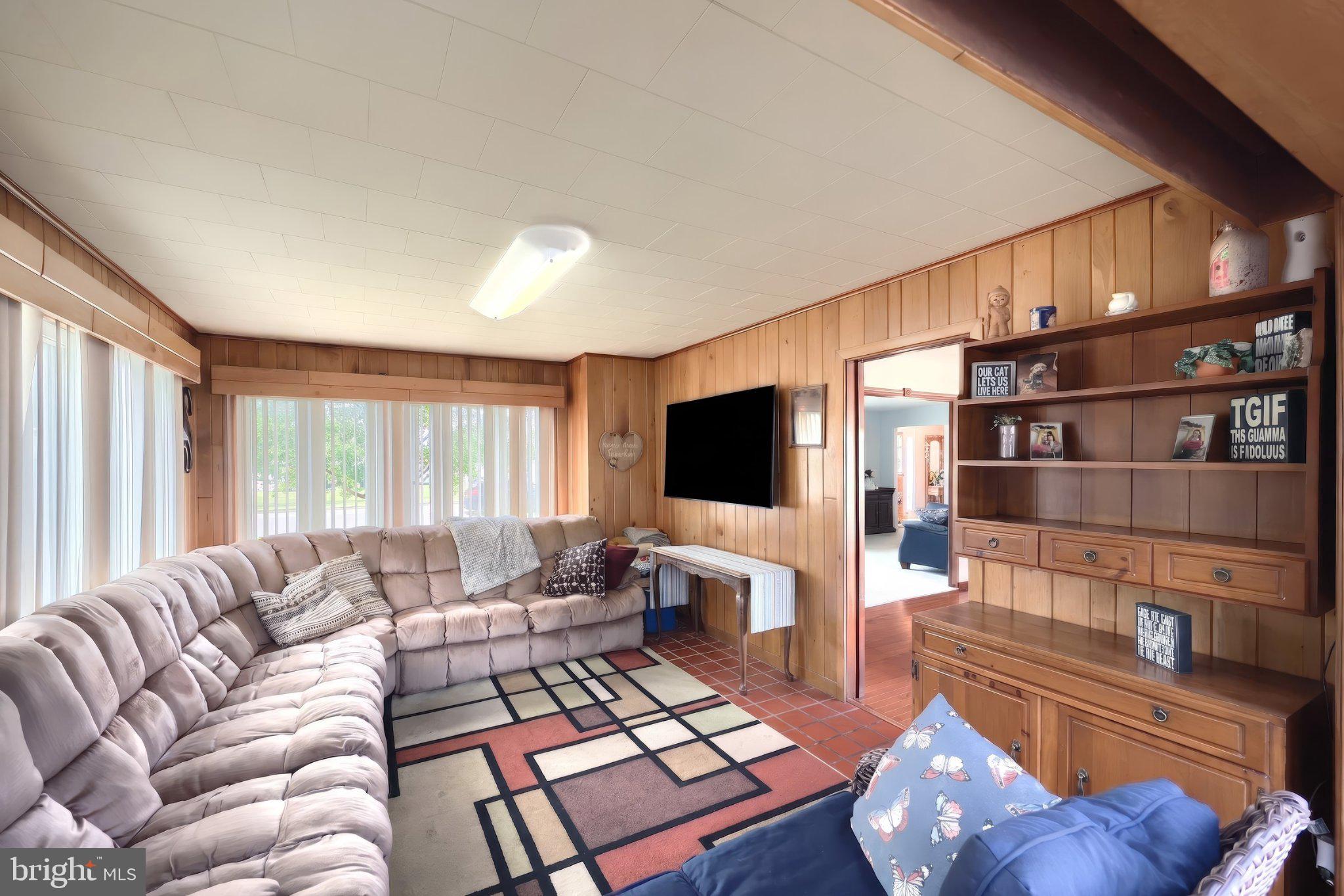 1001 Broadway Hanover, PA 17331 - Photo 27 of 50 Cozy retreat with warm wood accents.