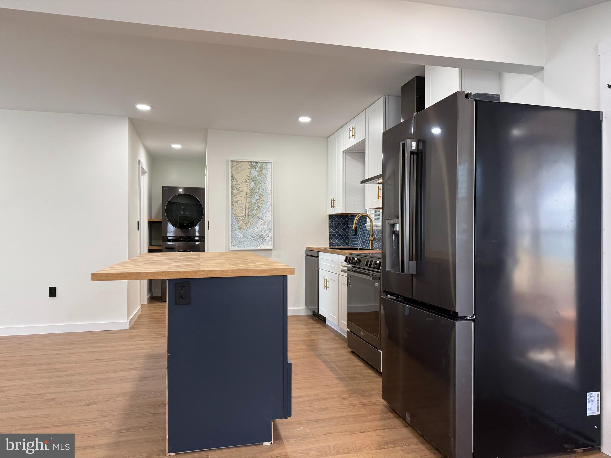 39 Birch Road Villas, NJ 08251 - Photo 15 of 68 7 Foot Island w/ Chevron Butcher Block Counters