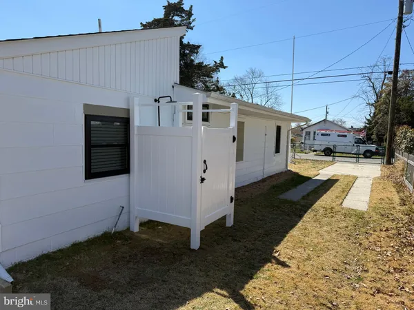 $3,000 | 39 Birch Road, Villas, NJ 08251