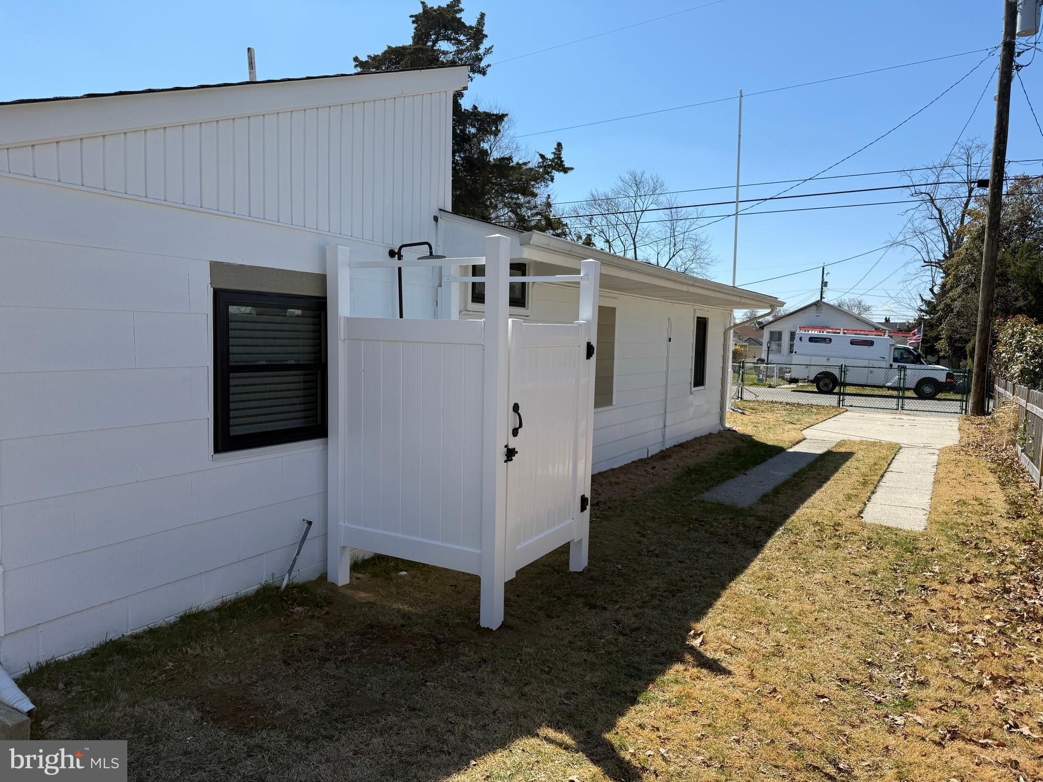 39 Birch Road Villas, NJ 08251 - Photo 59 of 68 Outdoor Shower