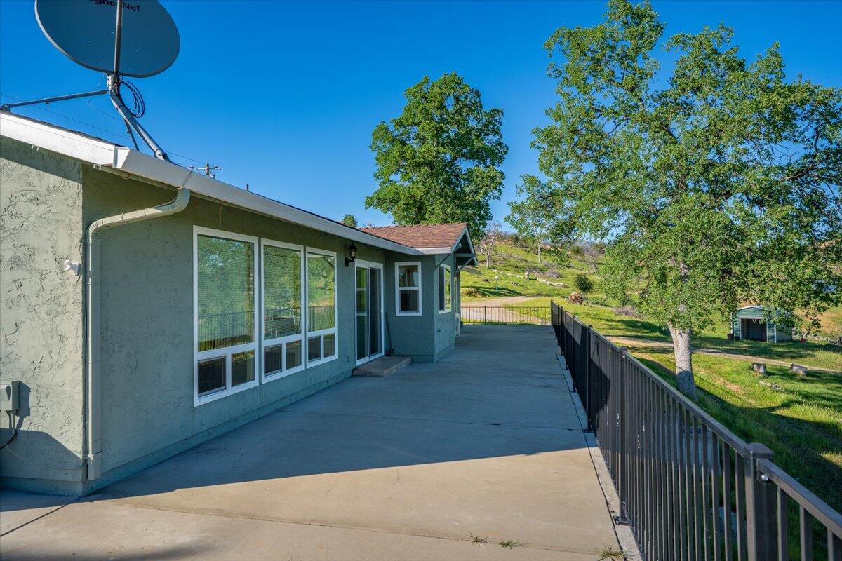 12064 Platina Road Igo, CA 96047 - Photo 30 of 42 52-12064 Platina Rd - E-26