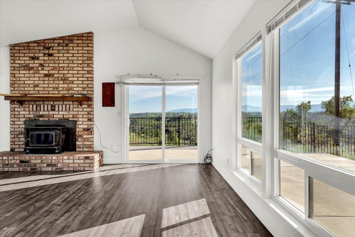 12064 Platina Road Igo, CA 96047 - Photo 9 of 42 09-12064 Platina Rd - I-20