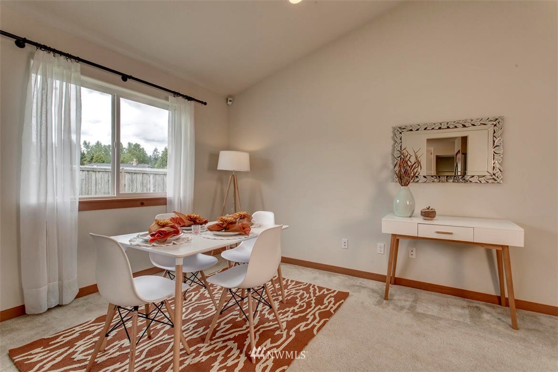 20812 10th Avenue Southeast Bothell, WA 98021 - Photo 6 of 24