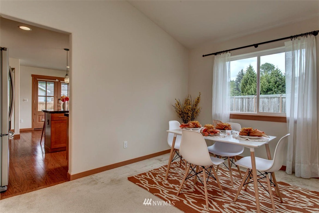 20812 10th Avenue Southeast Bothell, WA 98021 - Photo 7 of 24