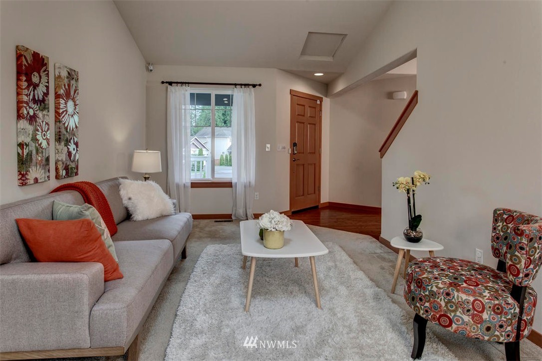20812 10th Avenue Southeast Bothell, WA 98021 - Photo 9 of 24