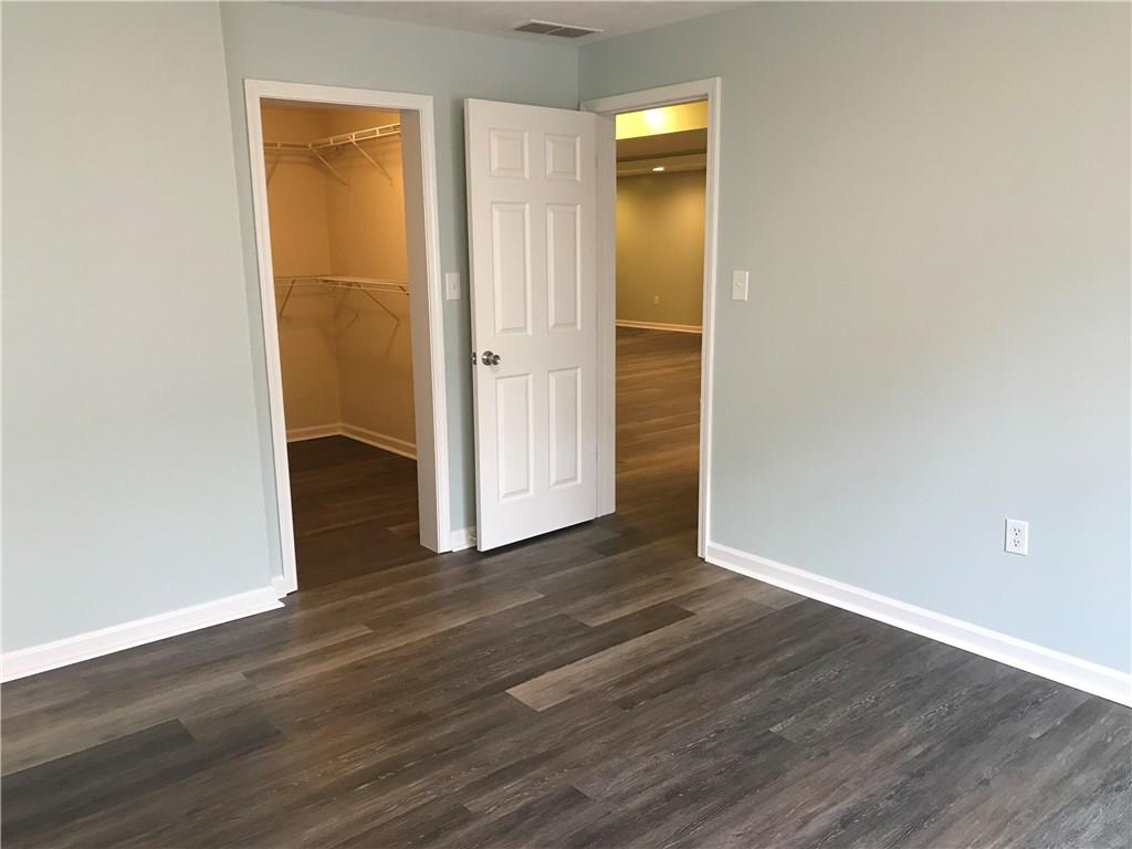 927 Planters Road Indianapolis, IN 46239 - Photo 36 of 44 Gallery Image 36
