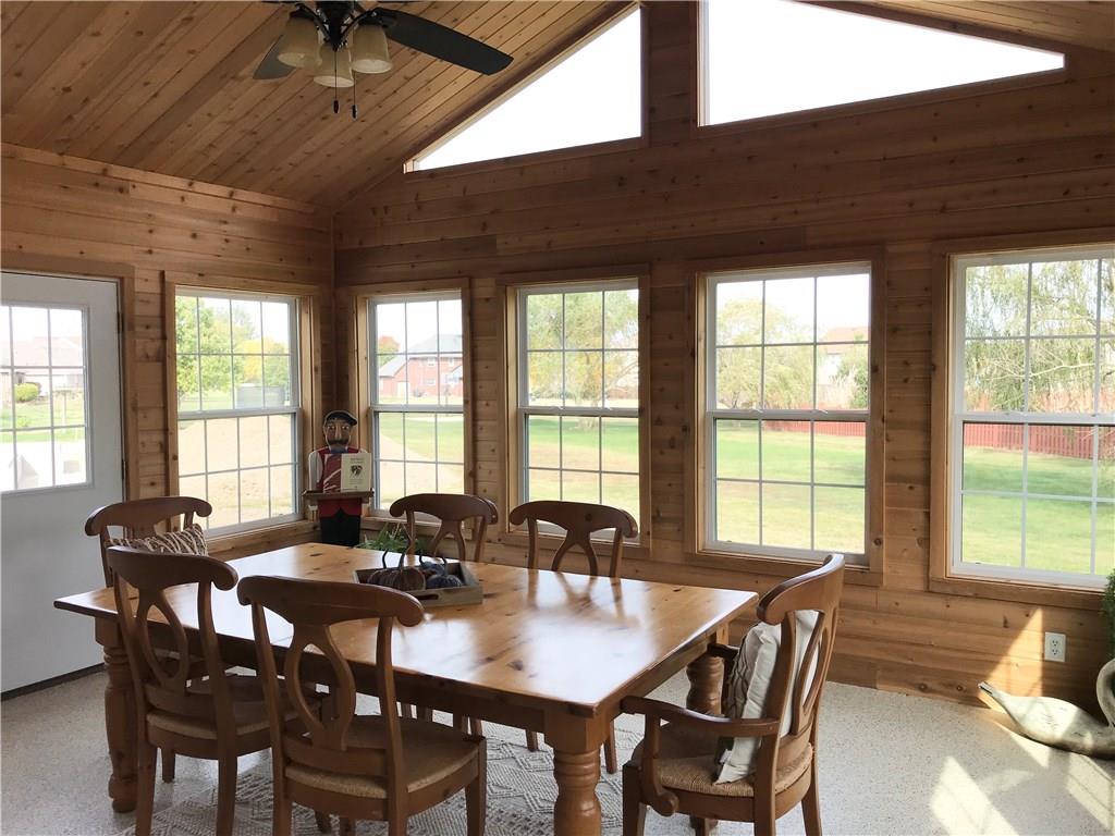 927 Planters Road Indianapolis, IN 46239 - Photo 9 of 44 Gallery Image 9
