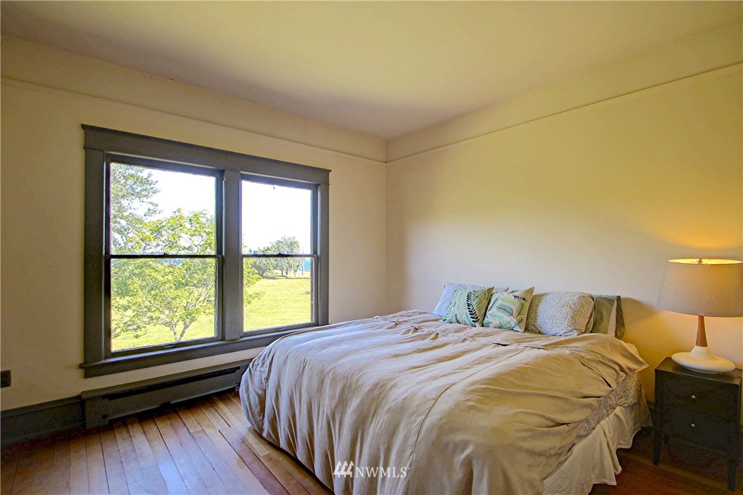6241 South Shore Road Anacortes, WA 98221 - Photo 17 of 25 Gallery Image 17