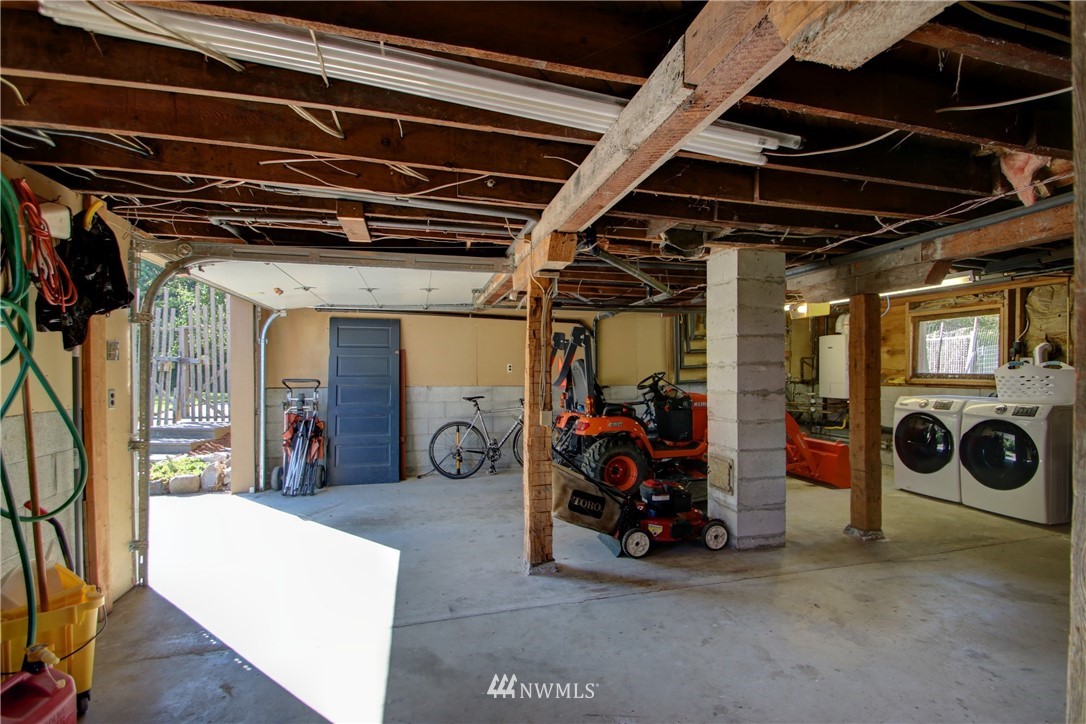 6241 South Shore Road Anacortes, WA 98221 - Photo 22 of 25 Gallery Image 22