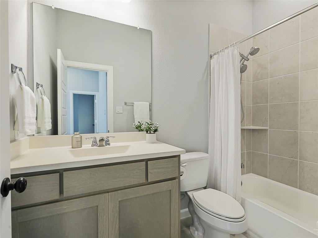 3705 Prickly Pear Road Little Elm, TX 75068 - Photo 22 of 33 Bathroom for secondary bedrooms