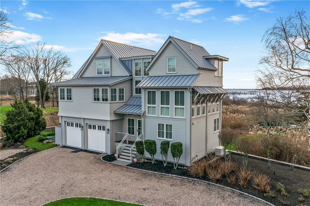 111 Avondale Road Westerly, RI 02891 - Photo 4 of 50