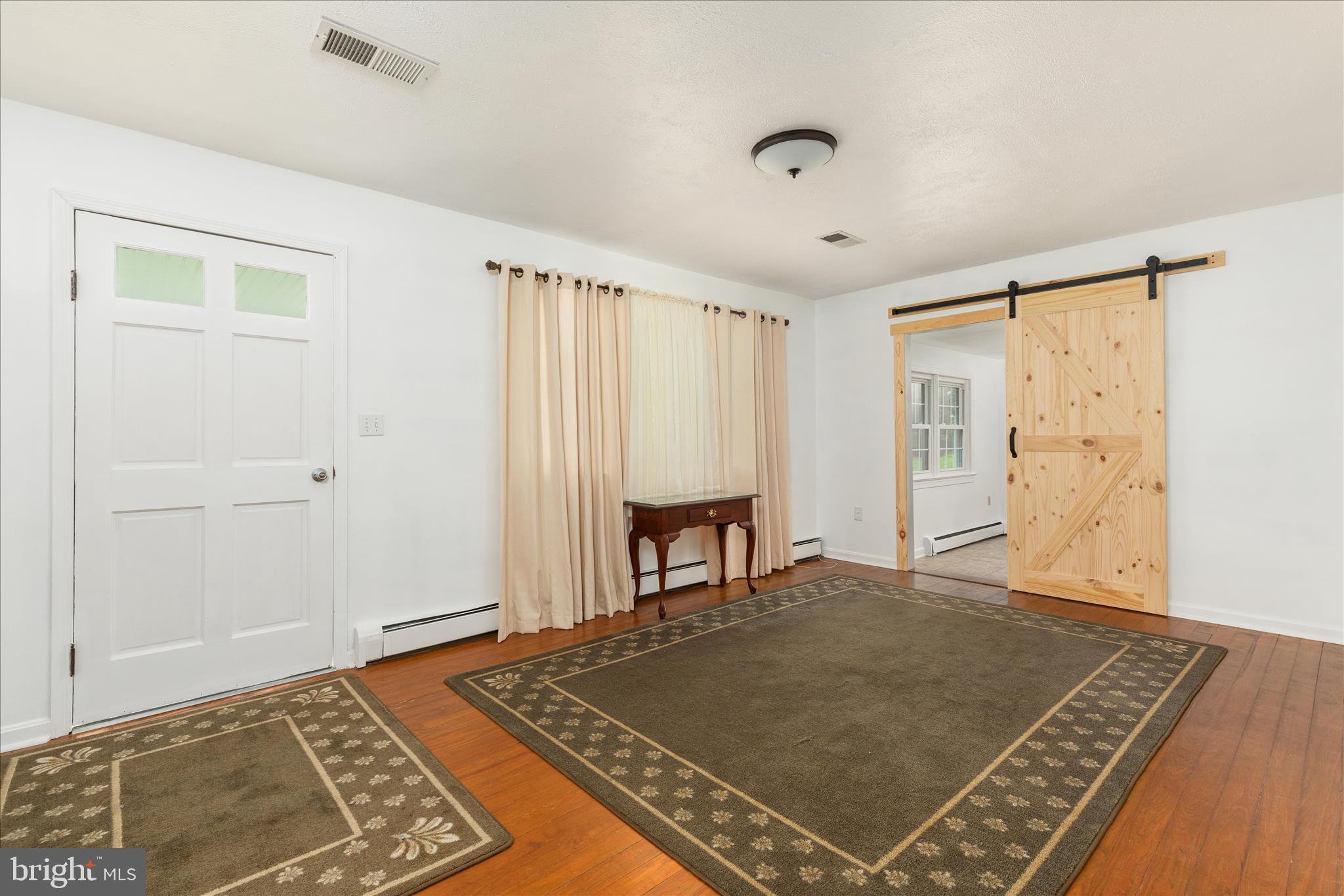 1488 Millner Road Strasburg, VA 22657 - Photo 5 of 44 Living room with hardwood flooring