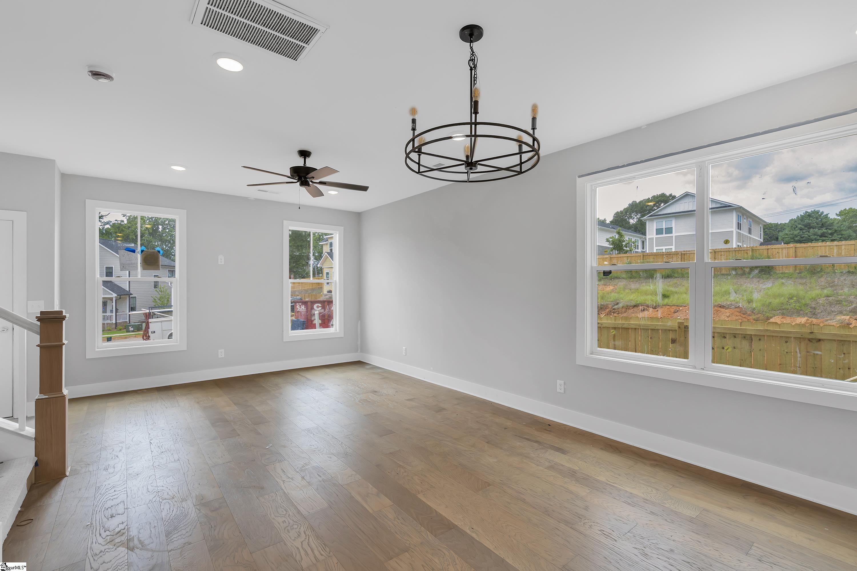 114 Joseph Mathis Way Greenville, SC 29607 - Photo 3 of 21 Gallery Image 3