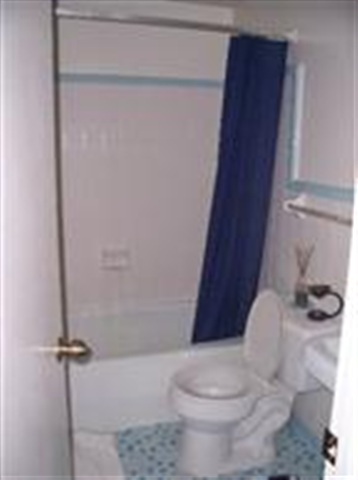 576 Miccosukee Road, Unit 4 Tallahassee, FL 32308 - Photo 5 of 9 Gallery Image 5