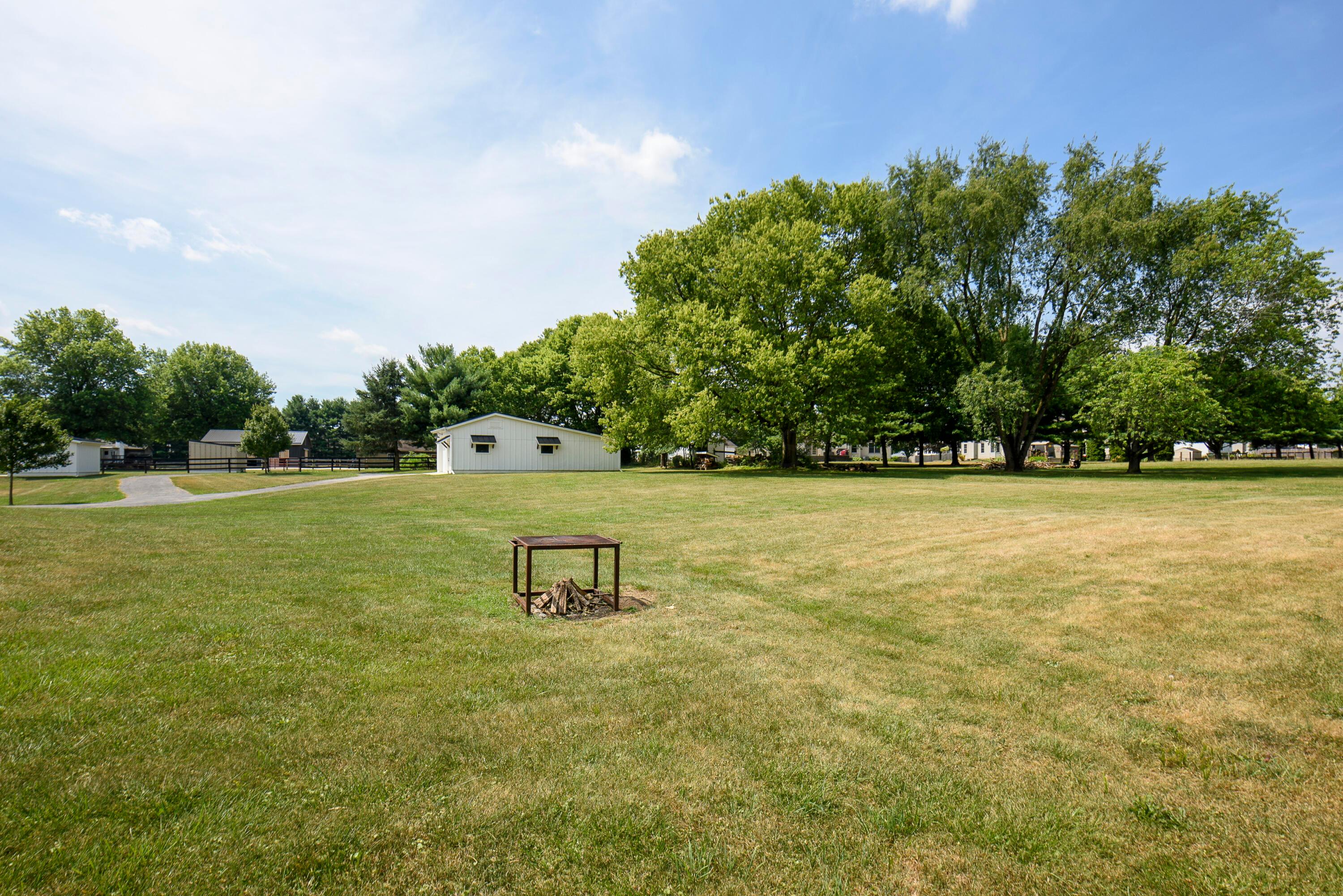 551 Hibbs Road Grove City, OH 43123 - Photo 50 of 76 56