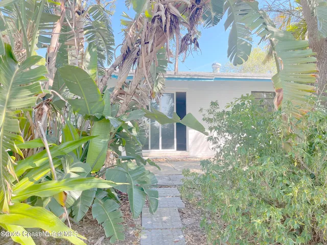 $2,350 | 1345 Fiddler Avenue, Merritt Island, FL 32952