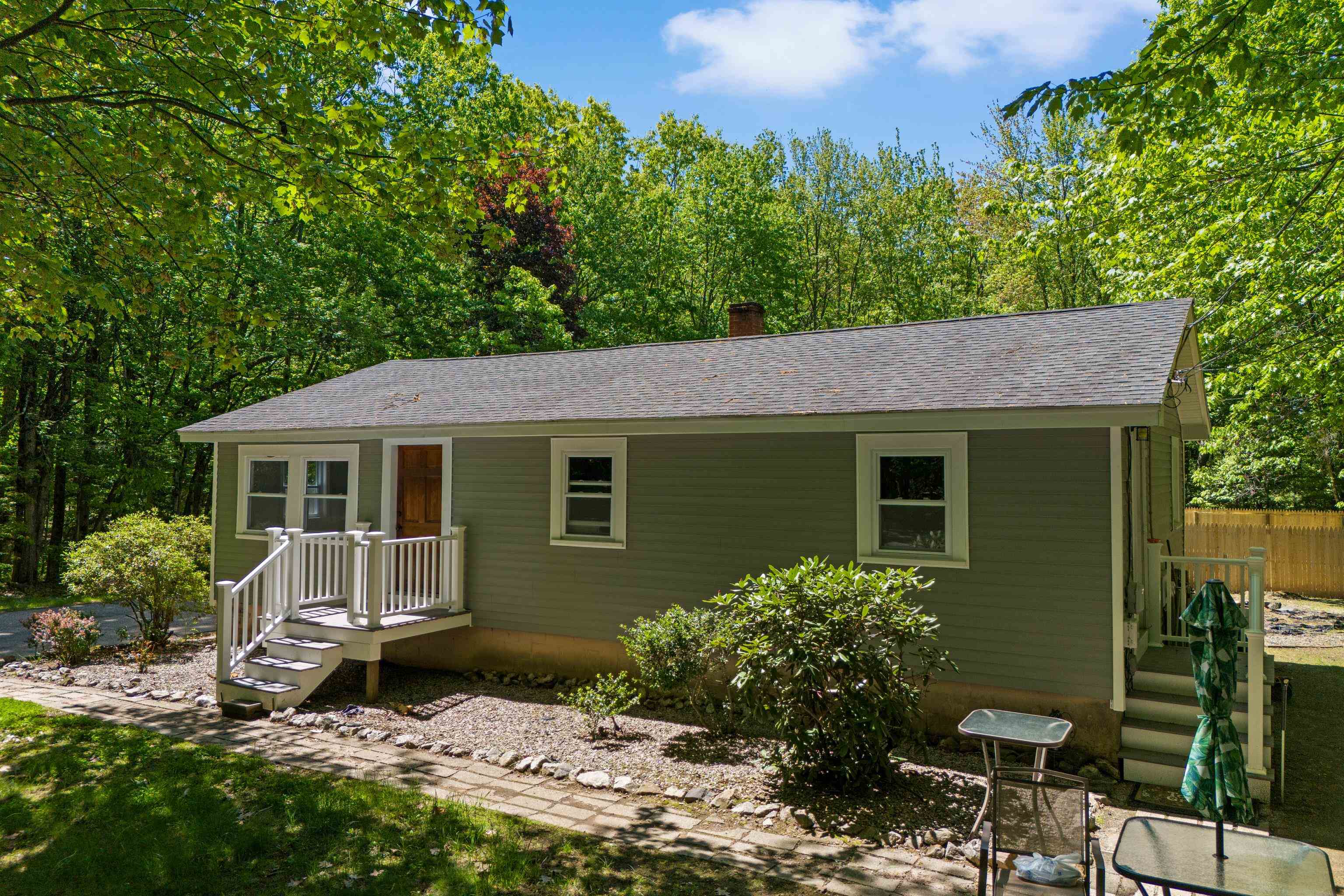 125 Blackwater Road Rochester, NH 03867 - Photo 5 of 60