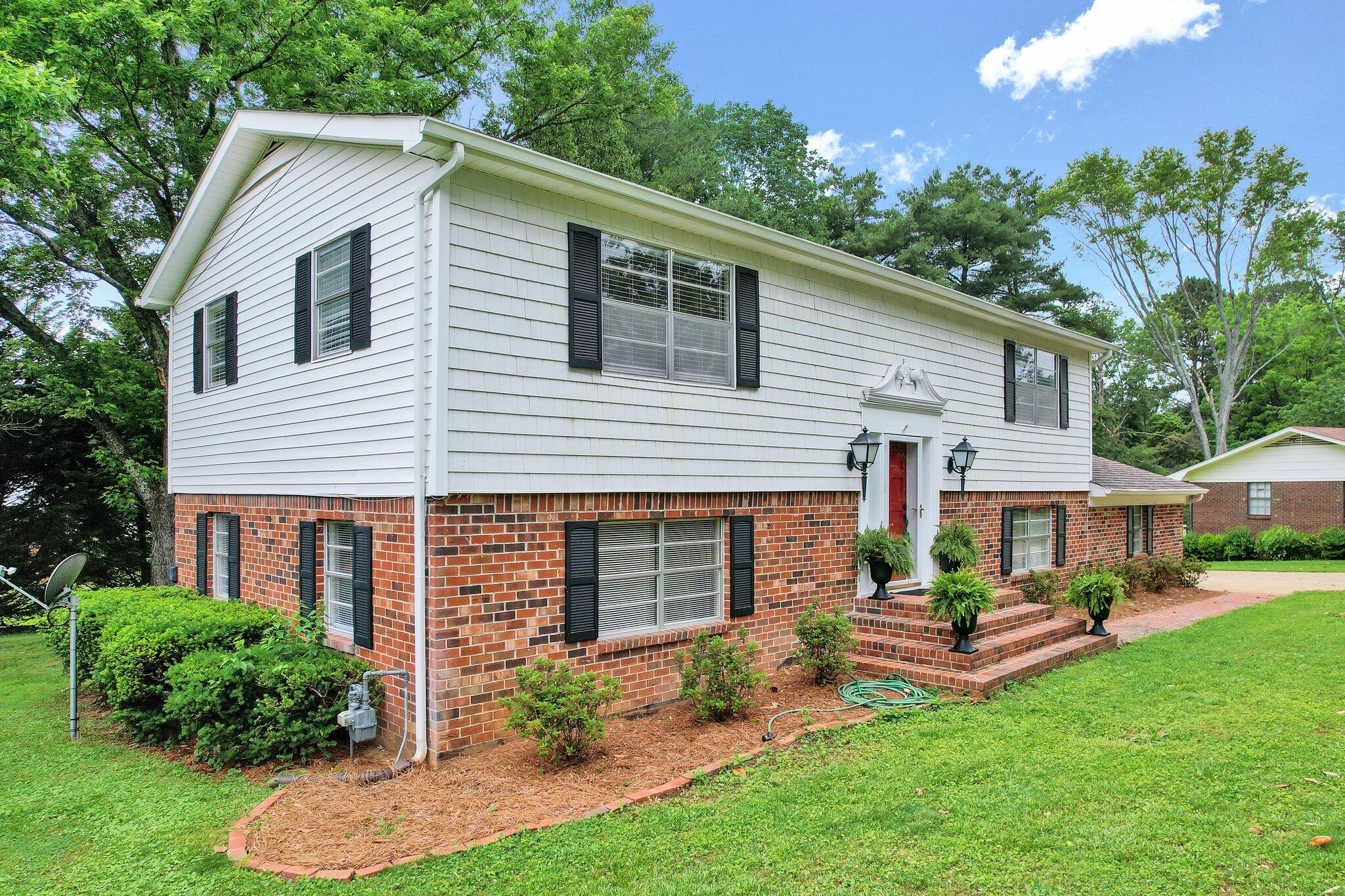 3743 Springdale Drive Northeast Cleveland, TN 37312 - Photo 12 of 47 12-web-or-mls-DJI_0853