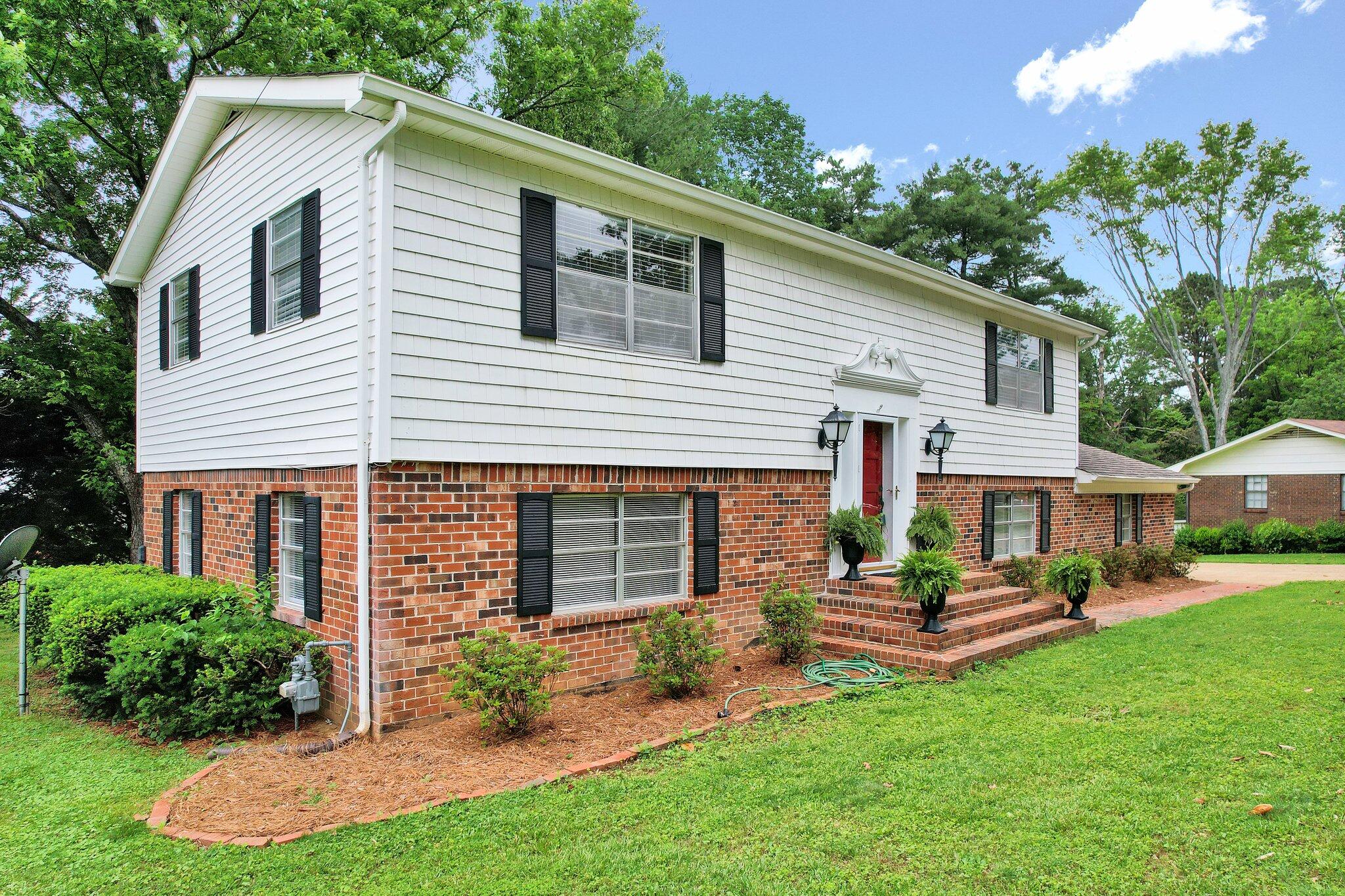 3743 Springdale Drive Northeast Cleveland, TN 37312 - Photo 6 of 47 6-web-or-mls-DJI_0845