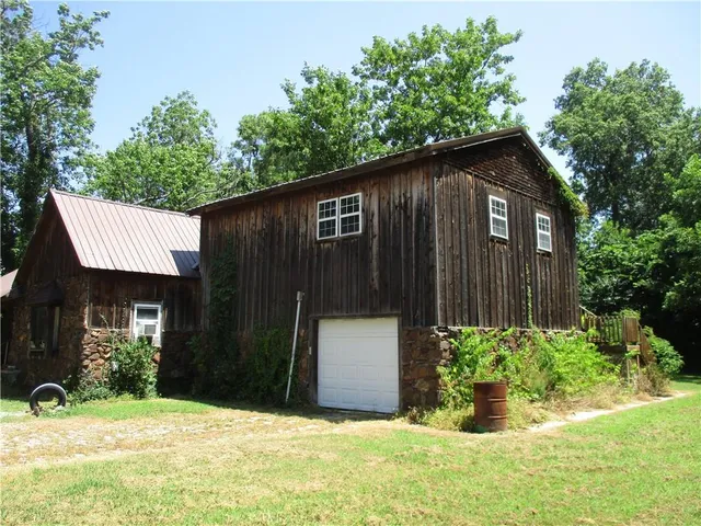 $85,000 | 197 Southwest 92nd Terrace, Columbus, KS 66725