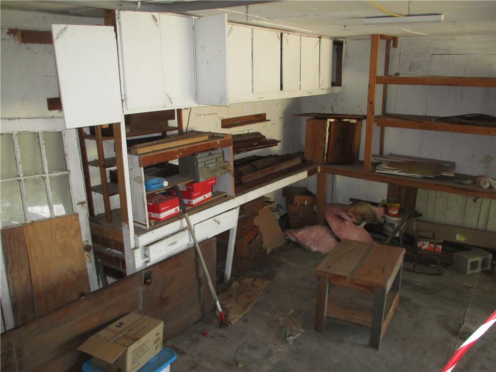 197 Southwest 92nd Terrace Columbus, KS 66725 - Photo 27 of 35