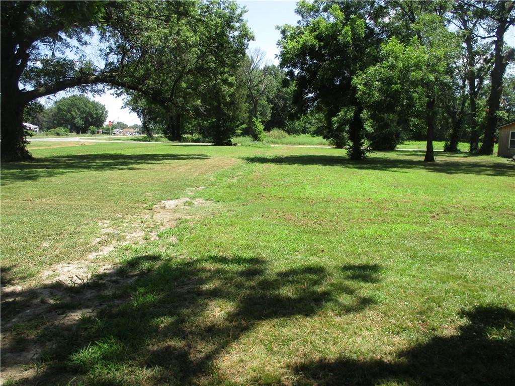 197 Southwest 92nd Terrace Columbus, KS 66725 - Photo 5 of 35