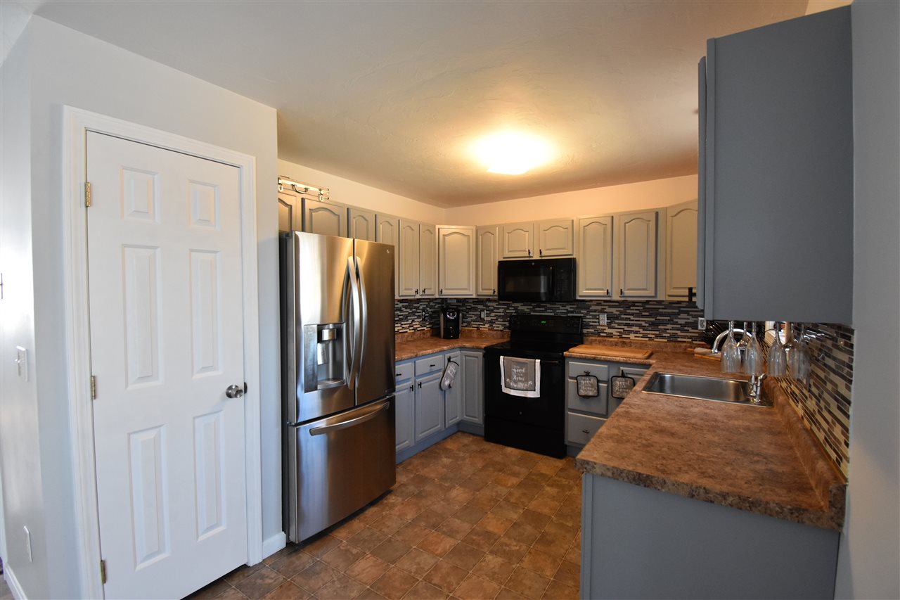 34 Terrace Road Franklin, NH 03235 - Photo 3 of 40