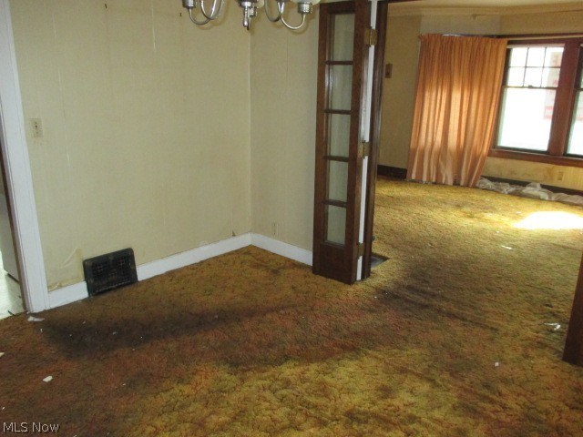 846 Helmsdale Road Cleveland Heights, OH 44112 - Photo 4 of 19