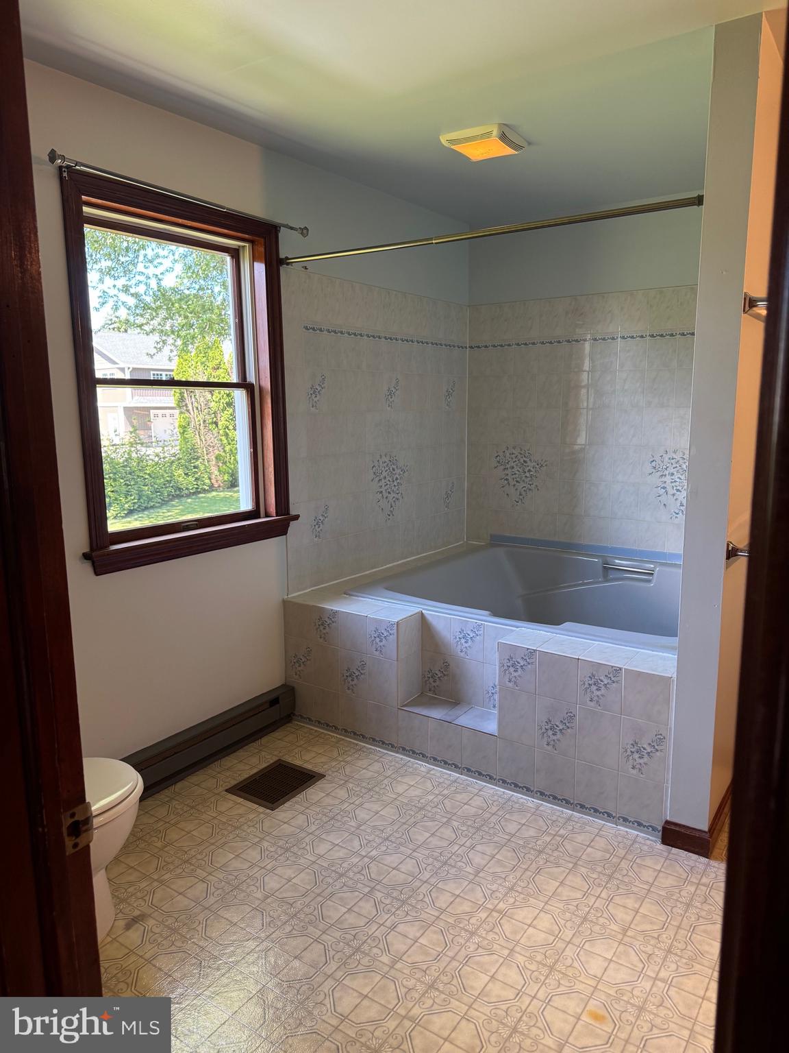 2395 Stumptown Road Bird-in-Hand, PA 17505 - Photo 14 of 25