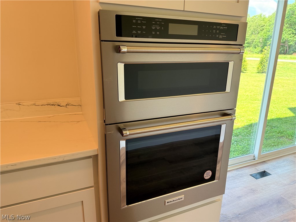 12395 Winchell Road Painesville, OH 44077 - Photo 10 of 46 Double ovens