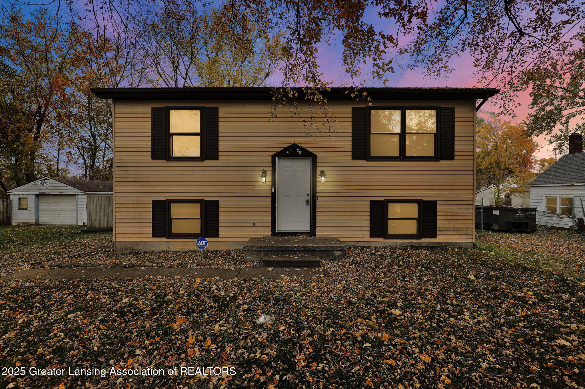 6125 Kenbrook Road Lansing, MI 48911 - Photo 3 of 27 3-web-or-mls-Open Ended Media-3