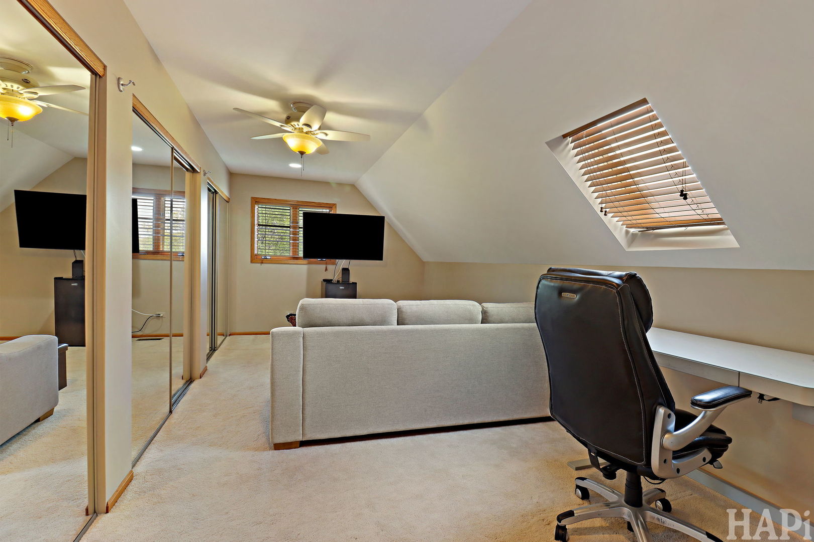 7207 Viscaya Drive Spring Grove, IL 60081 - Photo 23 of 57