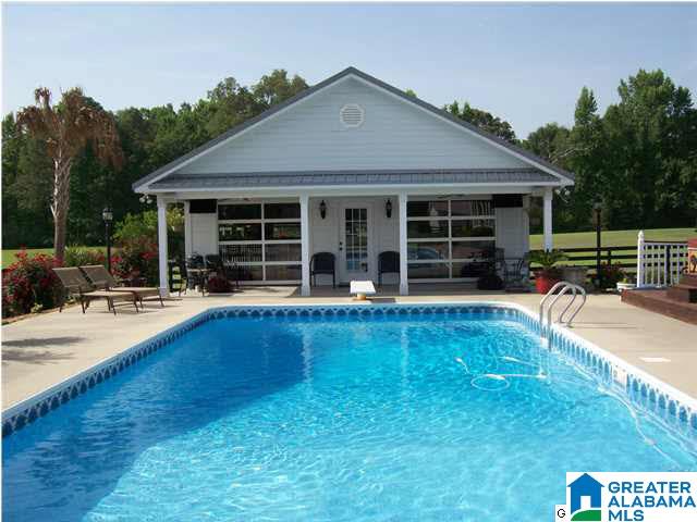 715 Coupland Road Odenville, AL 35120 - Photo 2 of 31